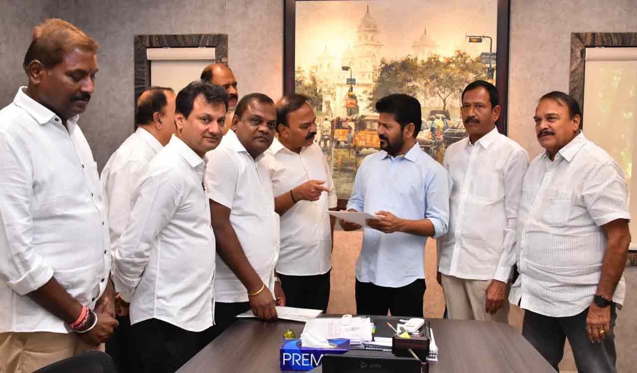 Poultry delegates meet Telangana Chief Minister Revanth Reddy