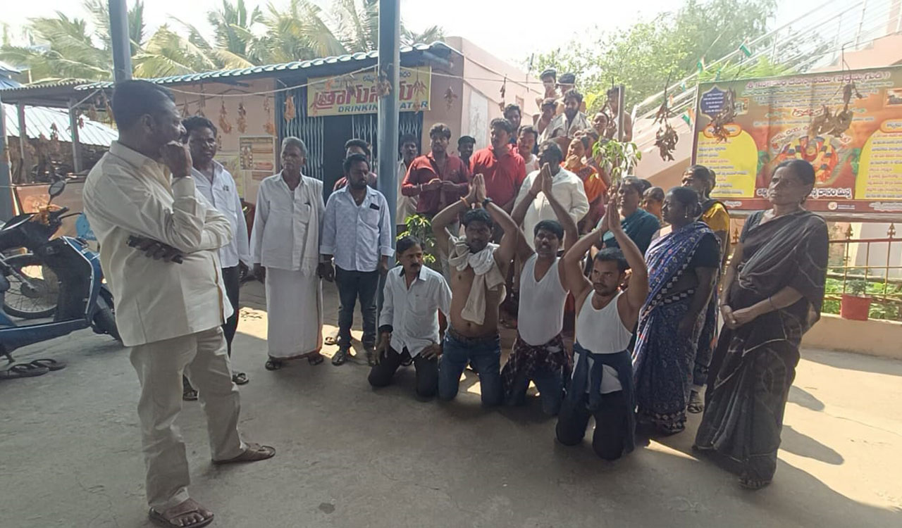 Kothagudem Temple Board row: Villagers demand to stop swearing in ceremony of Board of Trustees