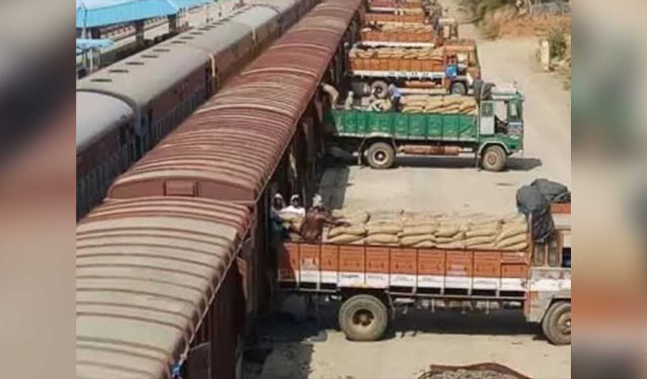 Indian Railways has set an ambitious target of loading 3,000 million tonnes freight by 2027