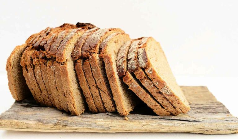 lifestyle whats difference between wholemeal wholegrain bread