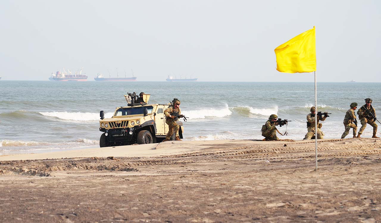US, Indian troops hold large-scale joint landing drill on Kakinada Beach in Andhra Pradesh