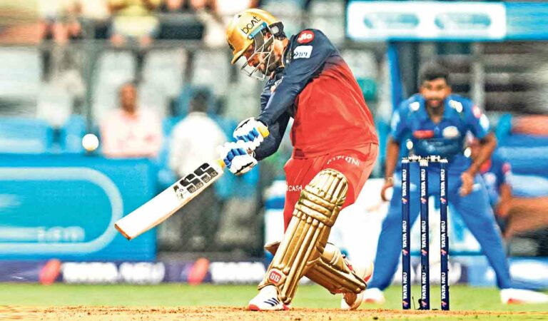RCB holds its nerve to win thriller against Mumbai Indians at Wankhede, Krunal chips in with a four-wicket haul