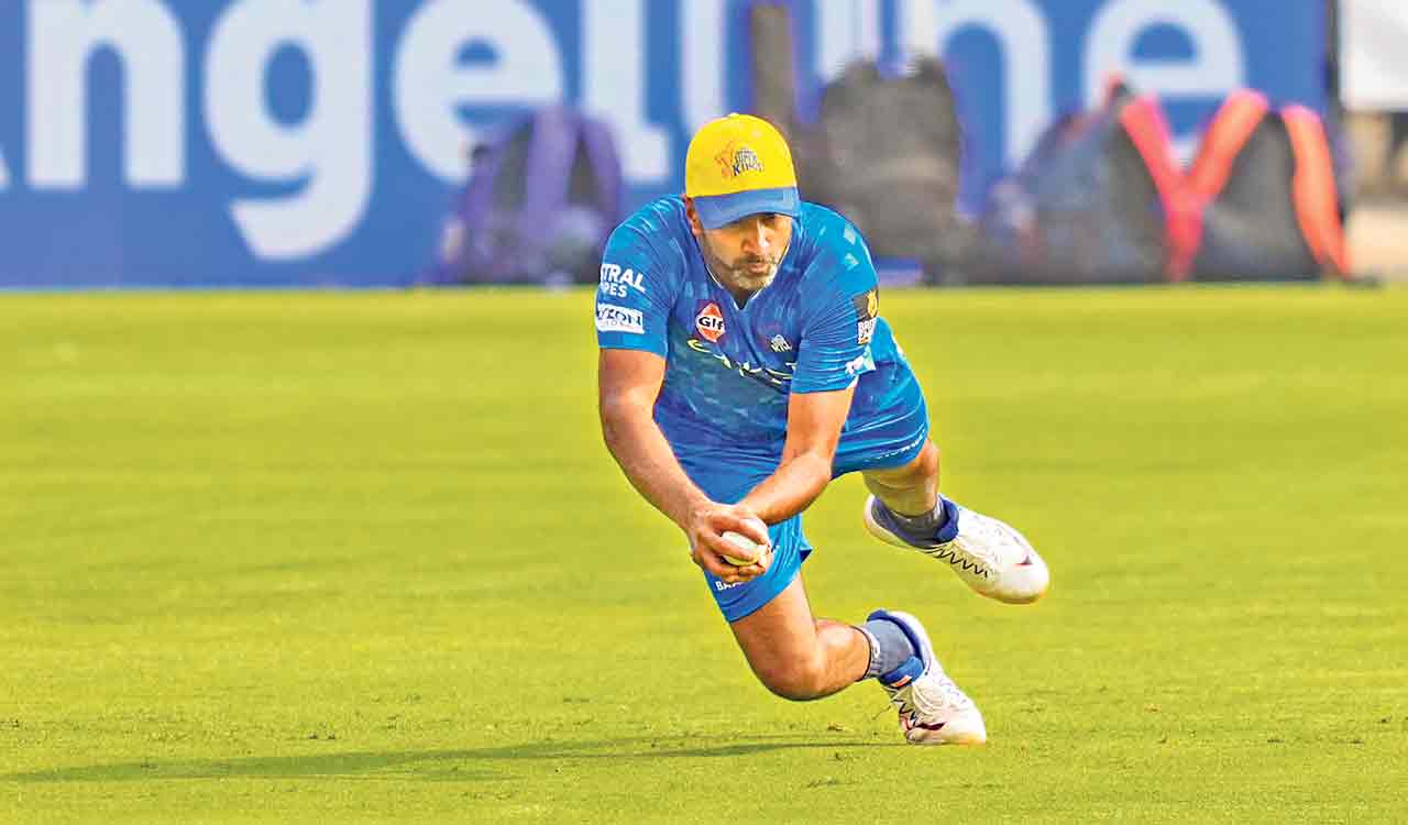 Chennai Super Kings grapple with loss of form in their clash against Punjab Kings