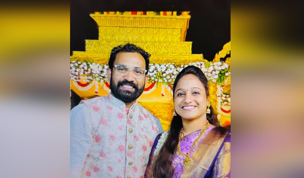 Andhra: Techie couple among seven killed in wall collapse at Simhachalam temple