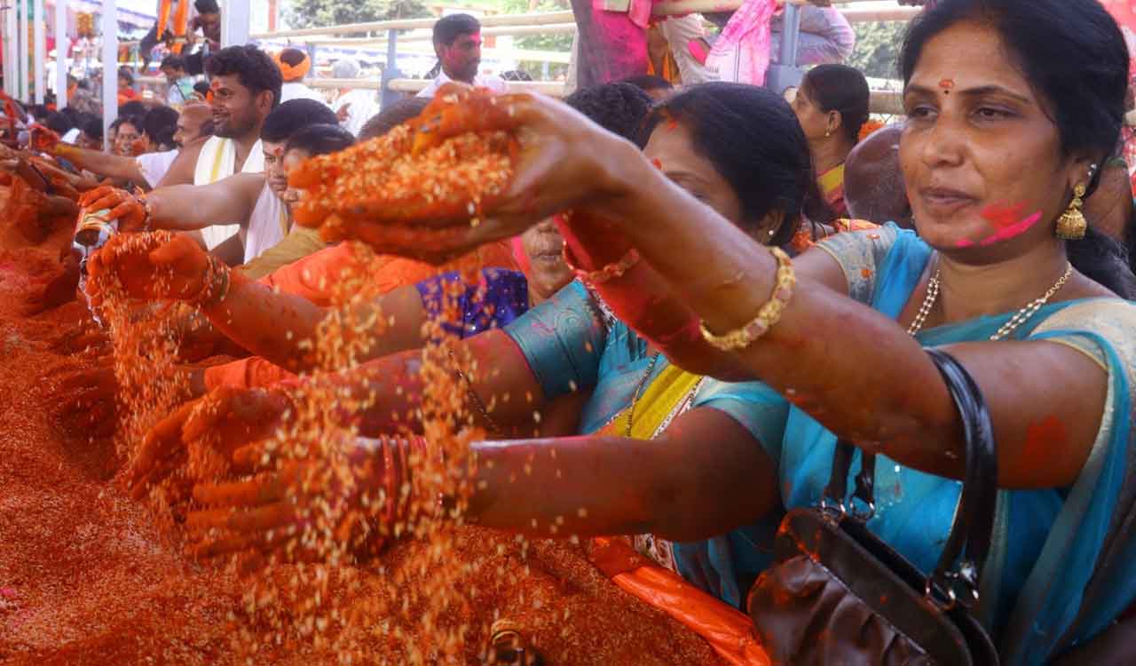 Bhadradri Temple uses 100 kg pearls for making muthyala talambralu