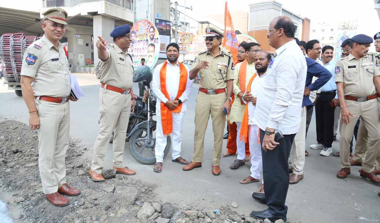 Hyderabad Police meets organisers of Sri Veera Hanuman Vijaya Yatra to be taken out on April 12
