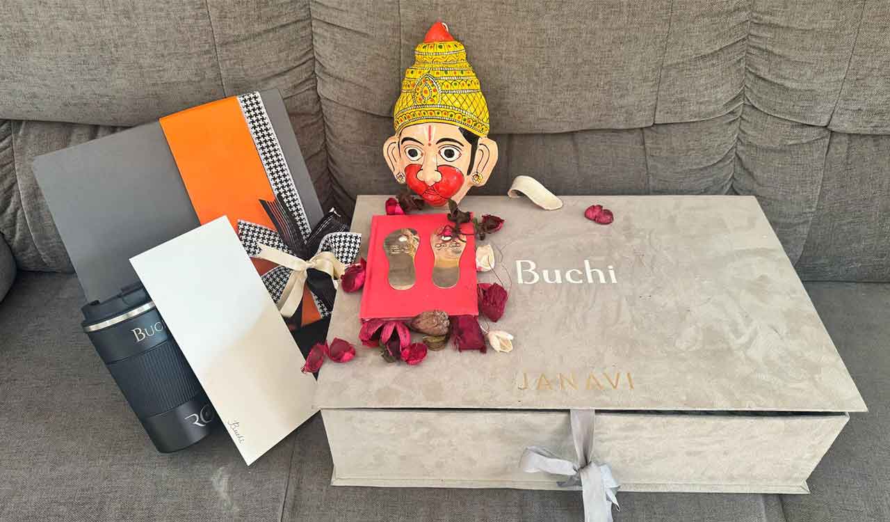 Here’s what Ram Charan and Upasana gifted director Buchi Babu on Charan’s birthday