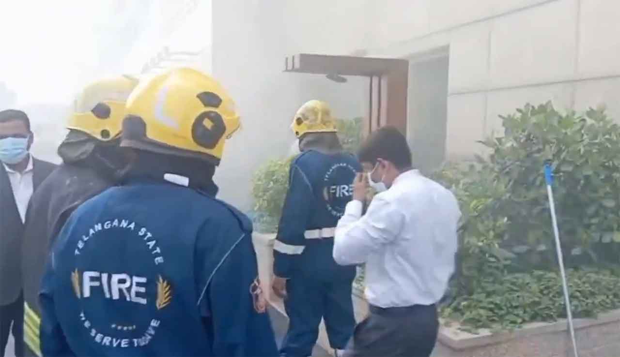 Watch: Fire at five star hotel in Banjara Hills currently hosting Sunrisers Hyderabad team
