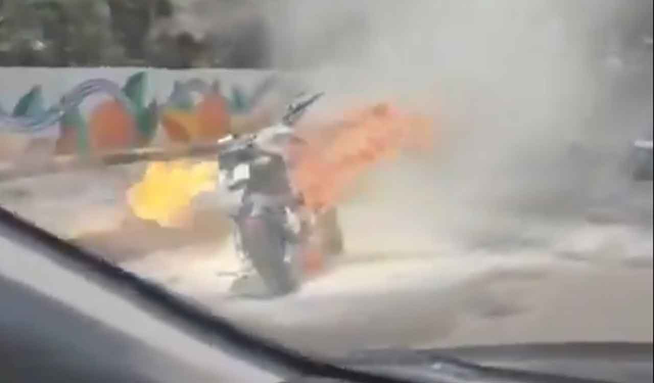 Hyderabad: Moving bike catches fire in Gachibowli, rider escapes unhurt