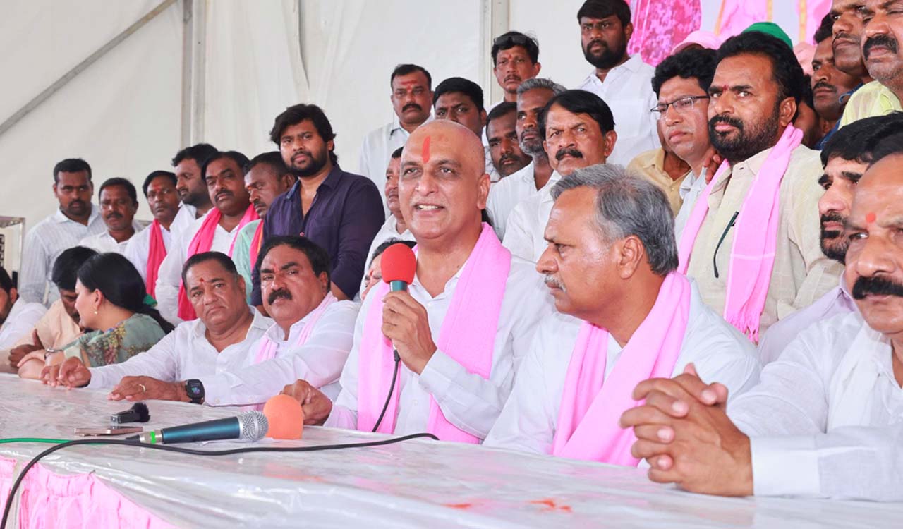 Harish Rao appeals to party rank and file to beat back attempts to block roads leading to Warangal