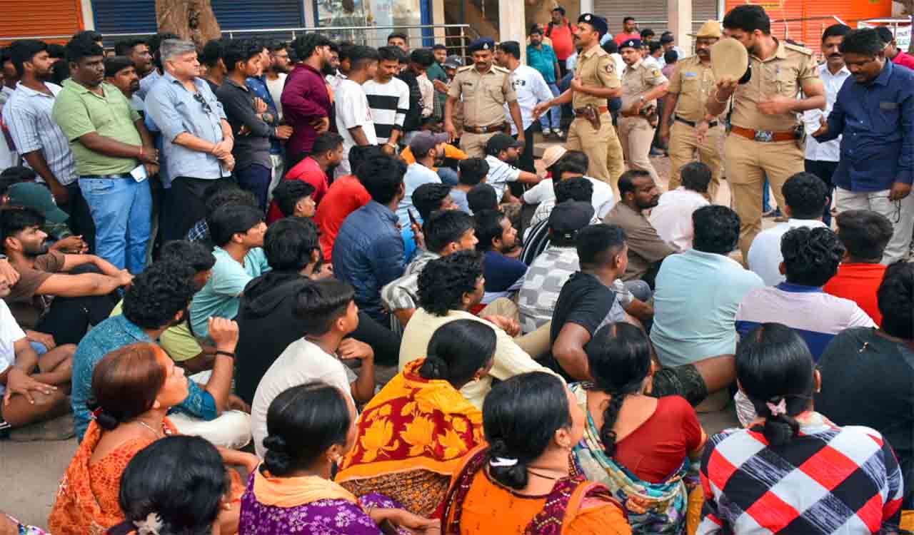 Karnataka: POCSO, Murder accused shot dead by woman cop while fleeing custody in Hubballi