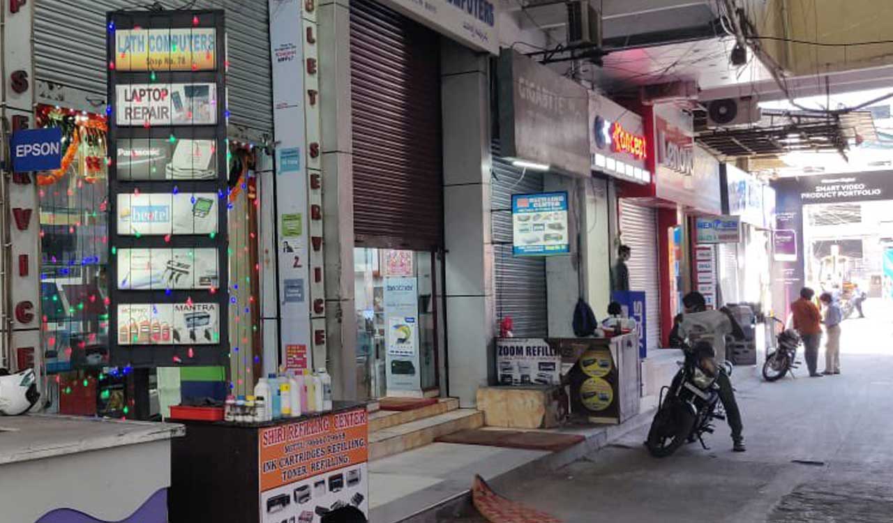 Hyderabad’s once iconic CTC market now riddled with scams, unsafe conditions, say customers