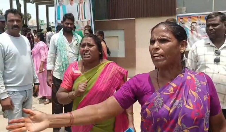 Telangana: Women question poor implementation of Indiramma housing scheme in Kothagudem