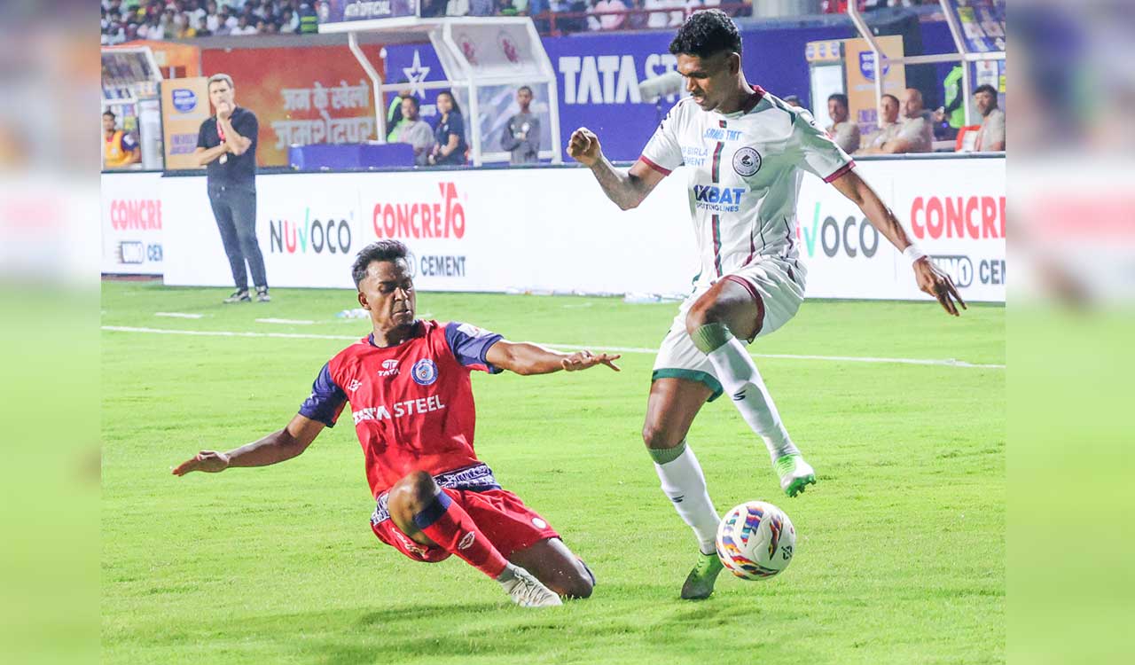 ISL: Jamshedpur Football Club scores hard-fought 2-1 win against Mohun Bagan Super Giant