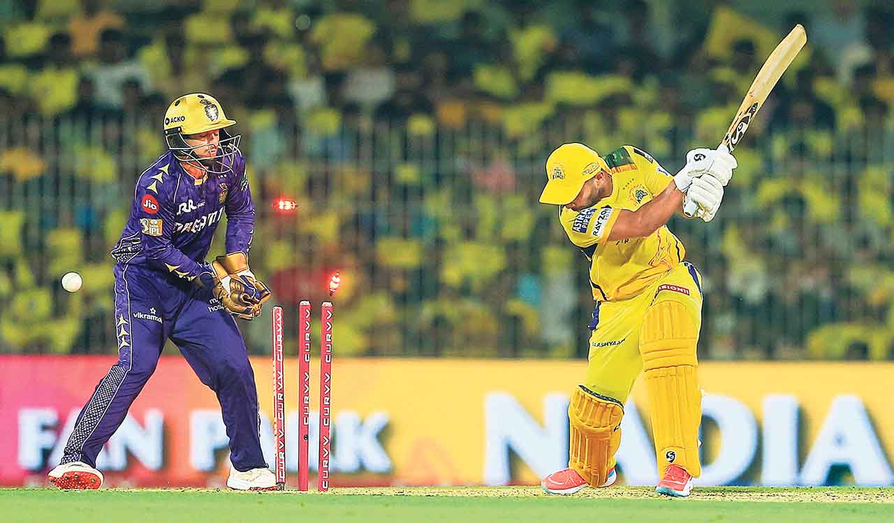 New low for CSK: Chennai suffers a humiliating eight-wicket defeat to Kolkata Knight Riders at home