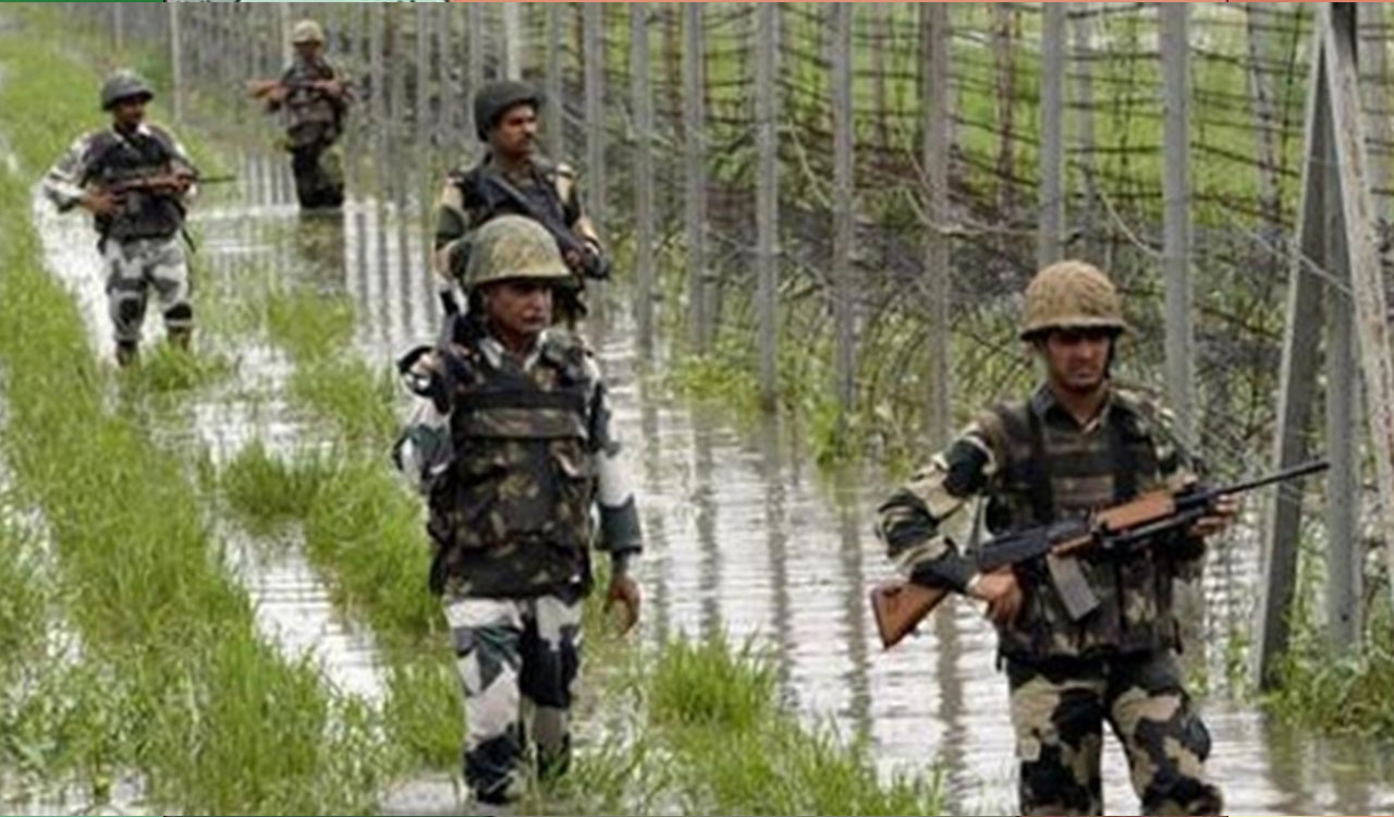 Pak troops resort to unprovoked firing on LoC, Indian Army retaliates