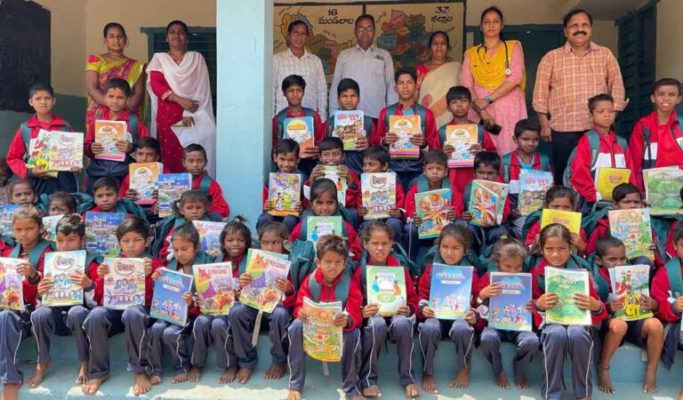 Karimnagar district administration gives Odia-medium textbooks to worksite school students