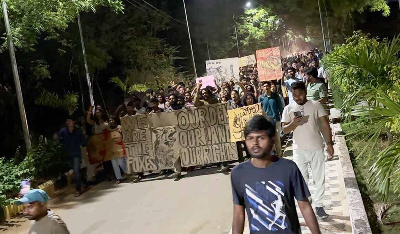 Watch: ‘Rally for resistance’ on UoH campus seeks release of detained students