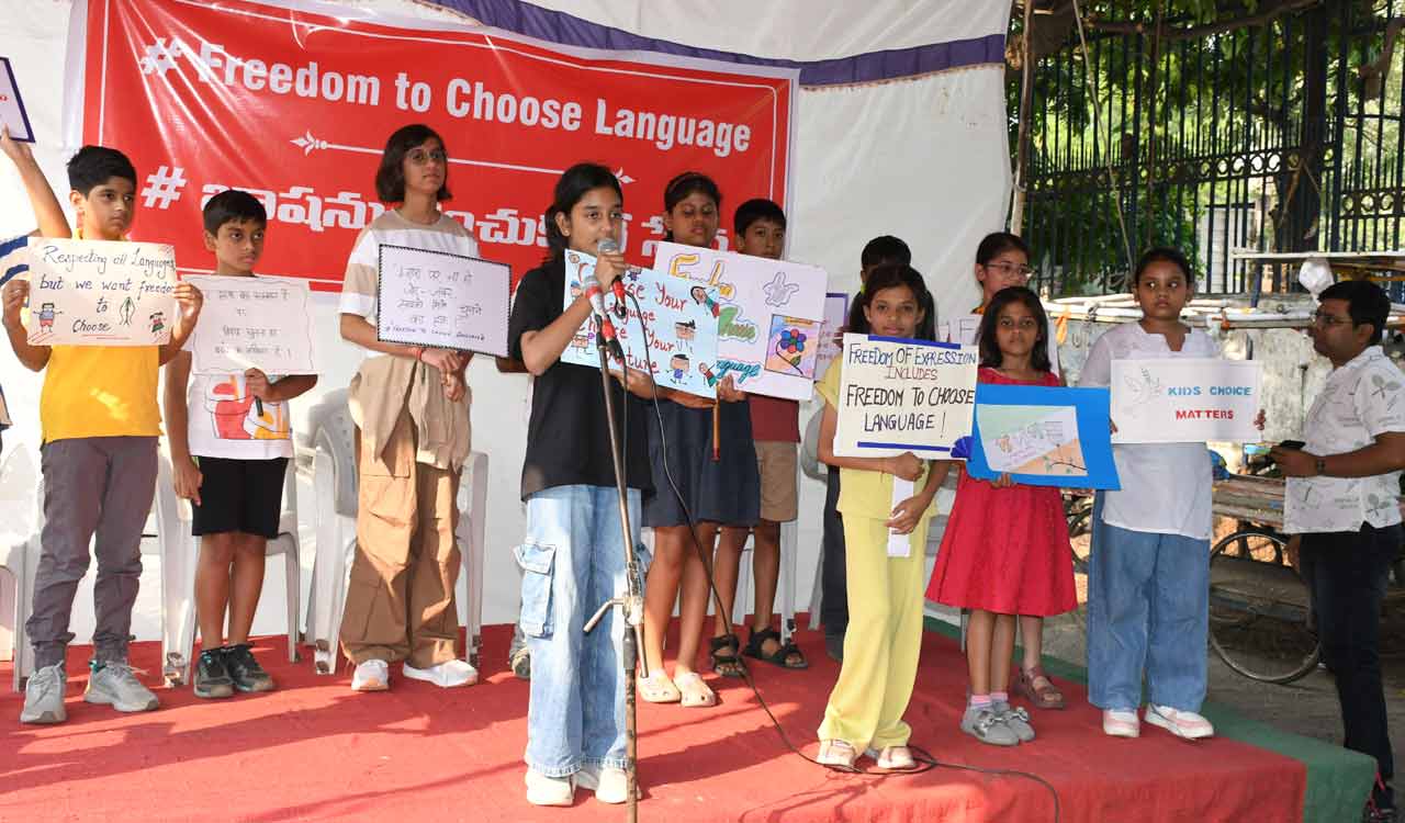 Parents, students protest against Telangana government’s Telugu mandate decision in schools