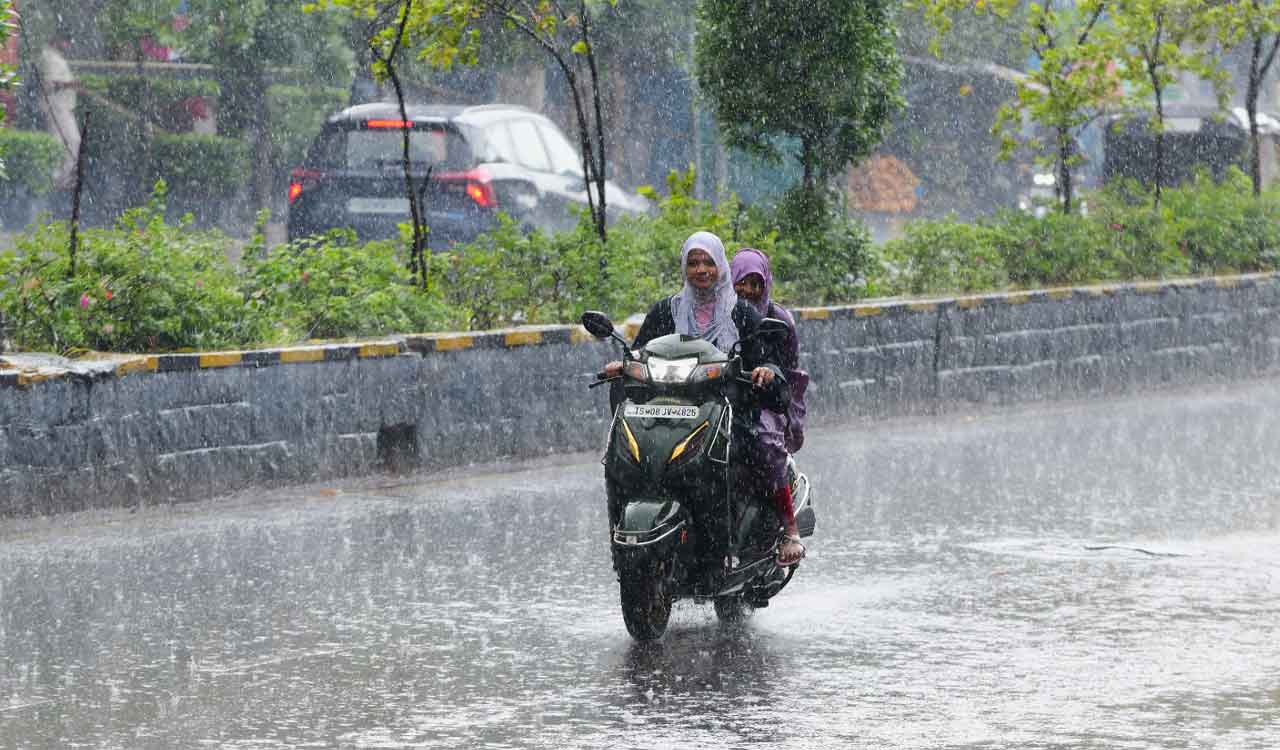 Brief spell of rain lashes several parts of Hyderabad on Tuesday