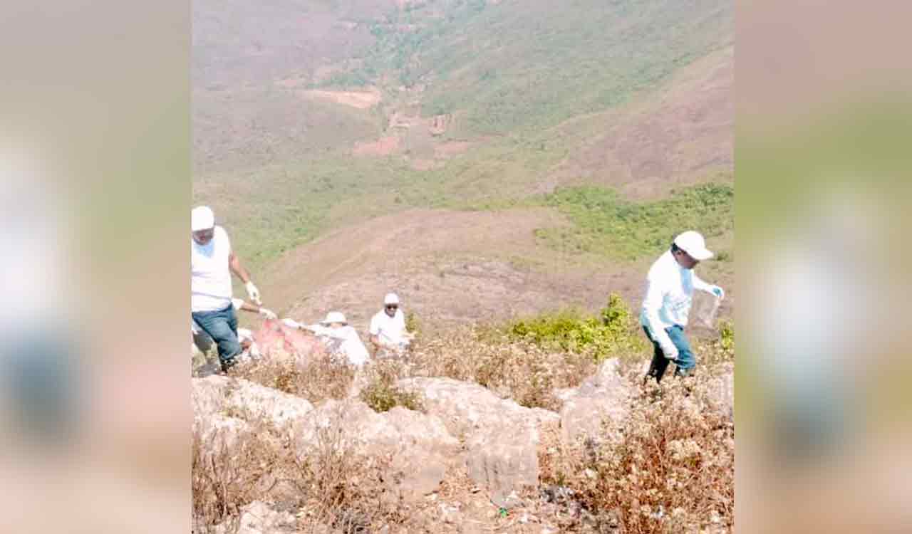 Rajamouli’s concern spurs clean-up drive on Deomali Hill