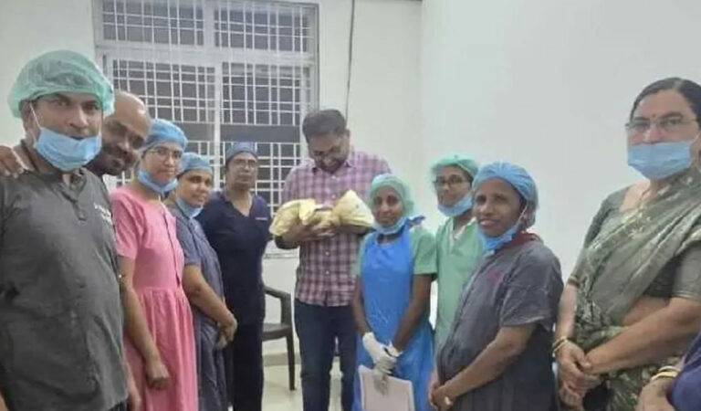 Telangana: Collector’s wife chooses government hospital for delivery in Peddapalli