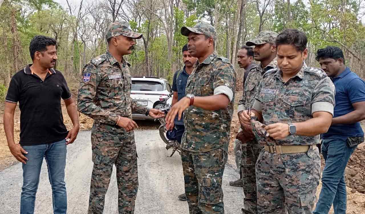Kothagudem Police lay 1.9 km BT road on Telangana- Chhattisgarh borders connecting remote villages