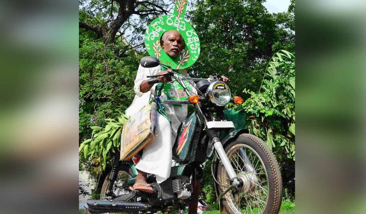 Telangana green crusader Vanajeevi Ramaiah’s followers want last rites to be conducted with full State honours