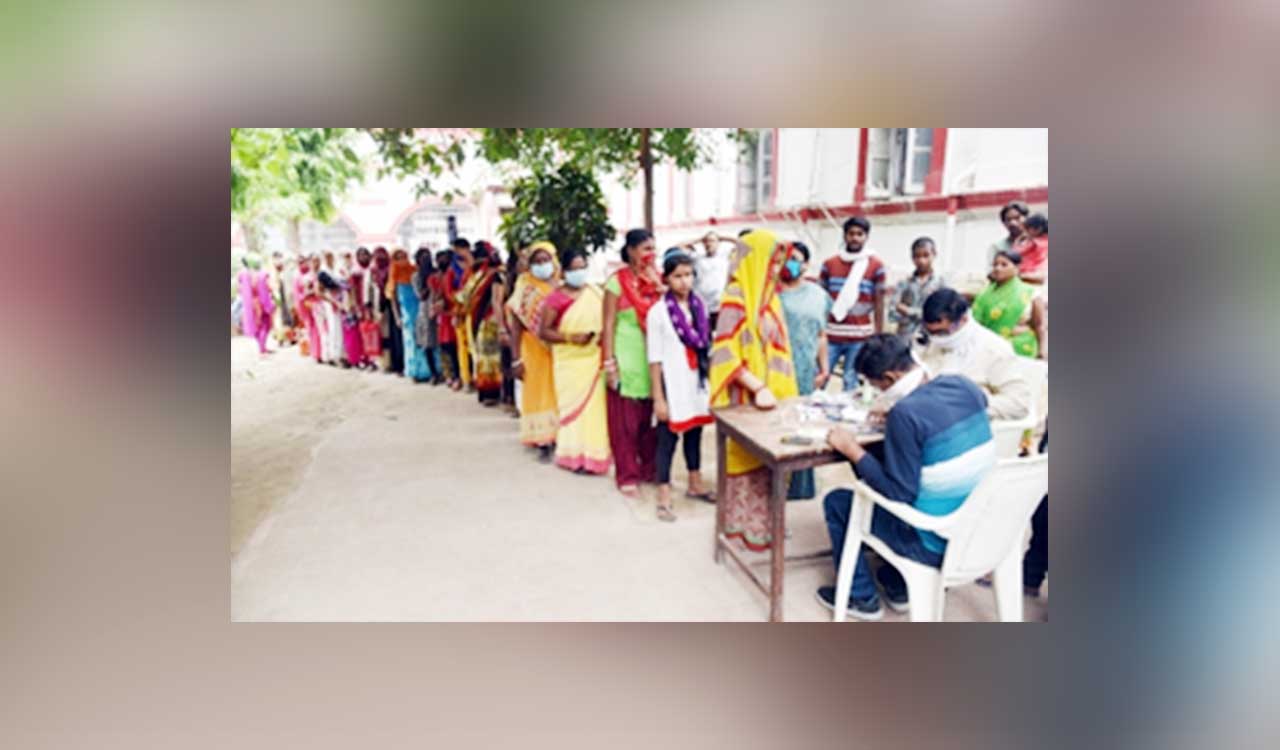 Women own 39.2 per cent of all bank accounts in India