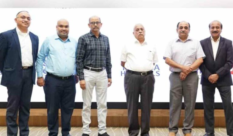 Hyderabad: Kidney donors, kin, senior kidney recipients felicitated by Yashoda Hospitals