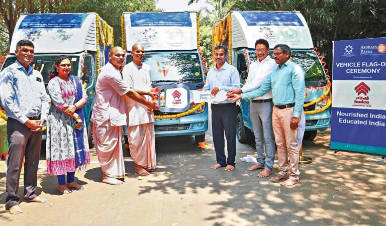 HUDCO and Franklin Templeton partner with Akshaya Patra, sponsor EVs, kitchen equipment worth Rs 88 lakh