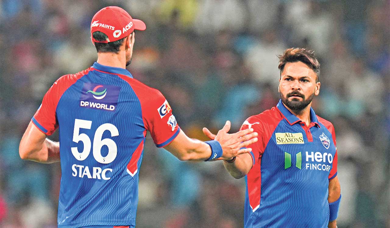 Dominant Delhi lays Lucknow low, beats hosts by 8 wickets