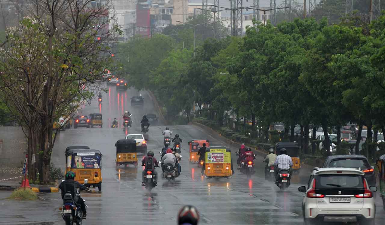 Hyderabad: Thunderstorms, traffic jams disrupt city life