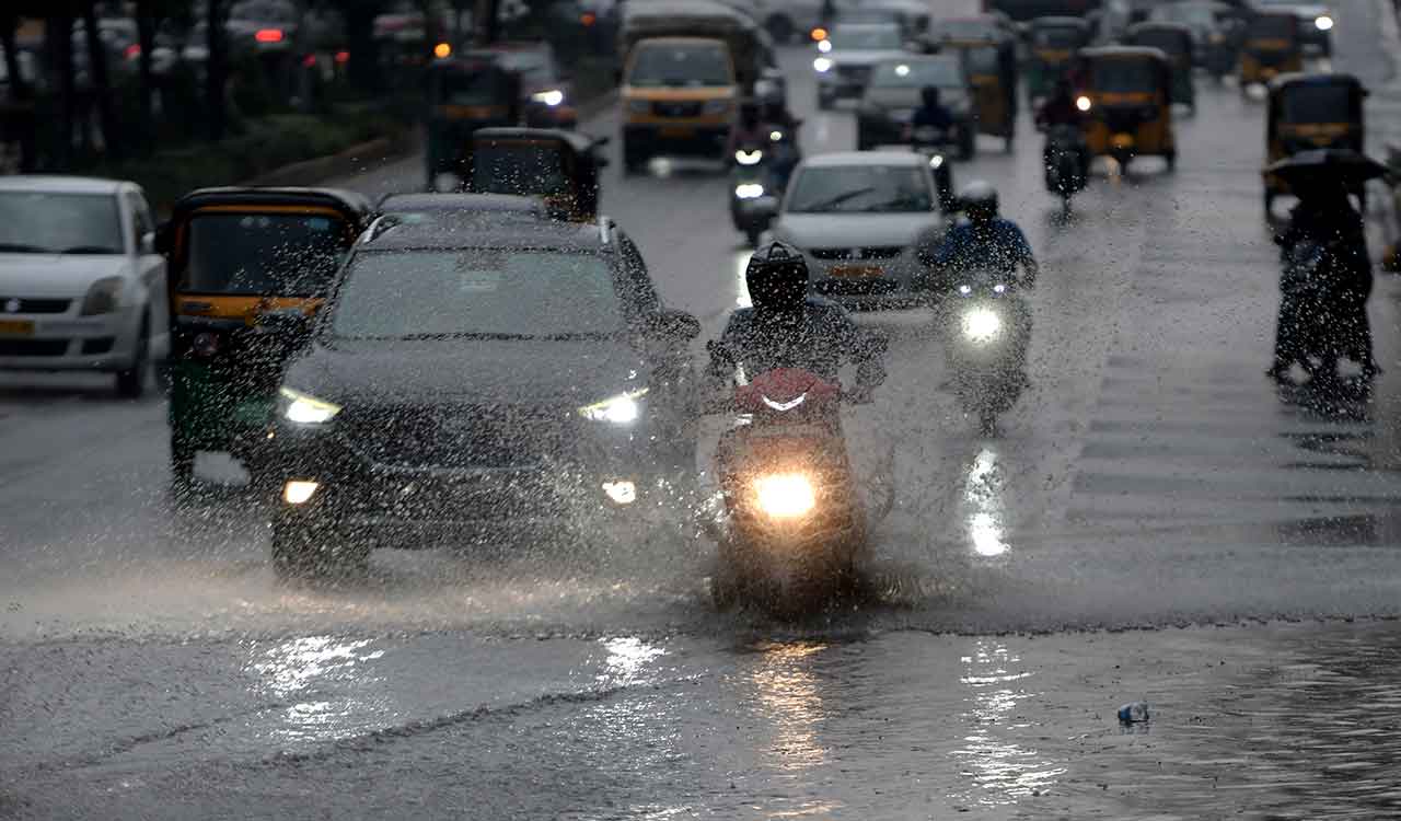 Hyderabad: Thunderstorms, traffic jams disrupt city life