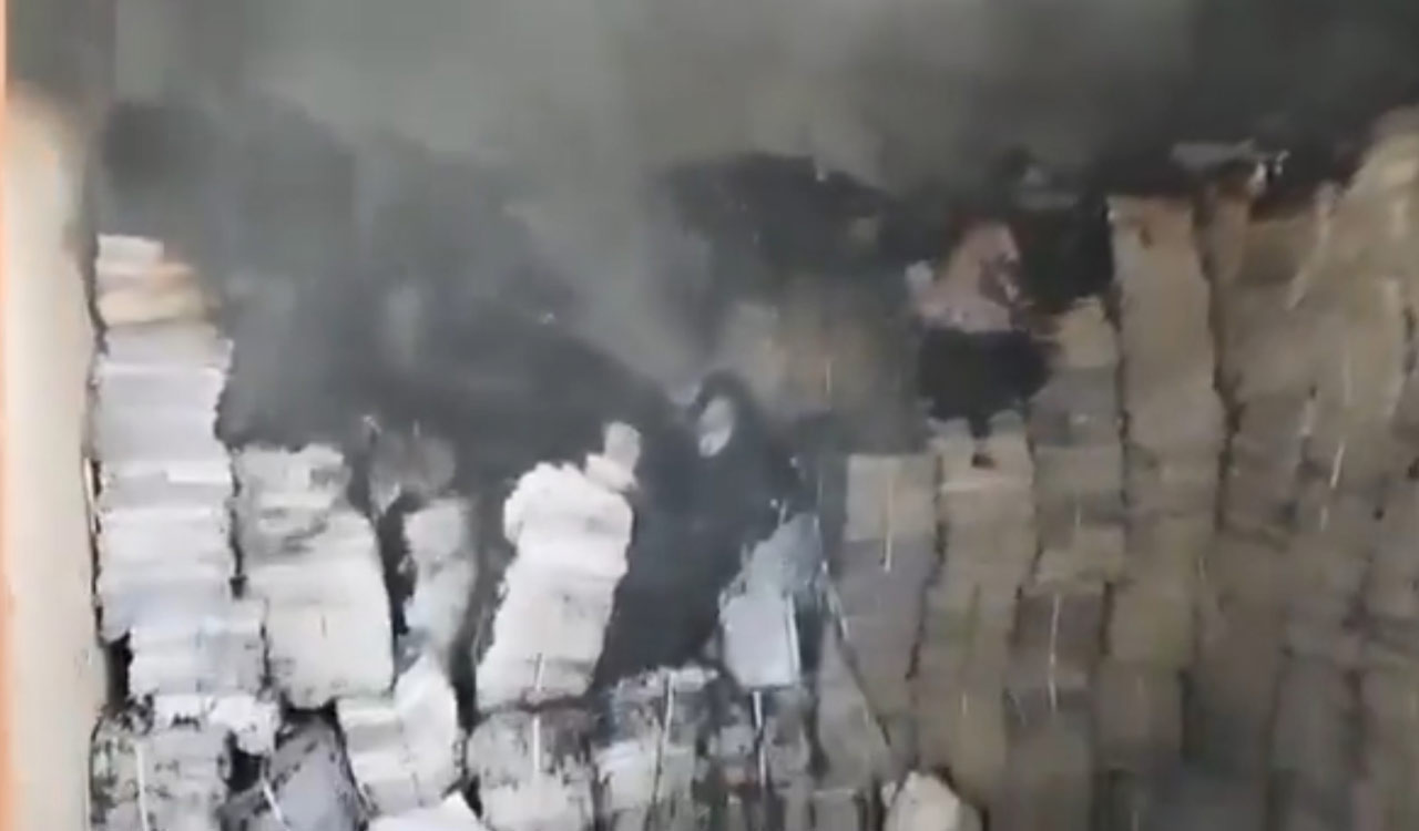 Telangana: Fire breaks out in records room at Satavahana University in Karimnagar