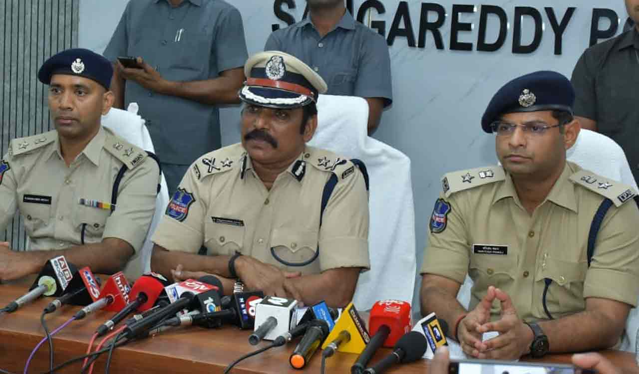 Telangana: Monkeys damaged Shiva idol at Sangareddy temple, says IG