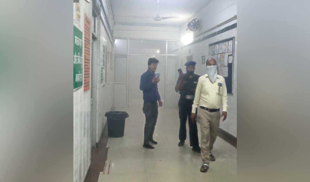 Over 200 patients evacuated after fire broke out in Lok Bandhu hospital in Lucknow
