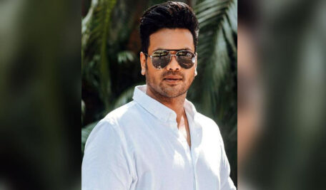 Actor Manchu Manoj files complaint with Narsingi police against brother Vishnu