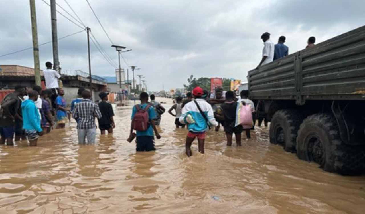 Heavy rains flood DR Congo capital, killing over 70