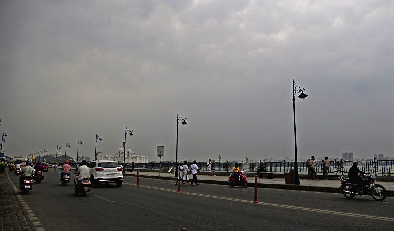 Gusty winds, rain in several parts of Hyderabad bring reprieve from sweltering summer