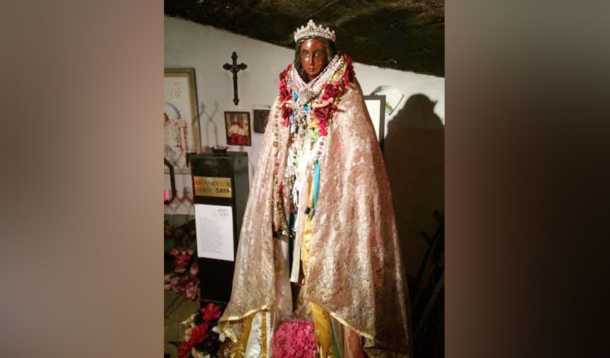 The European ethnic Group that worships Goddess Kali