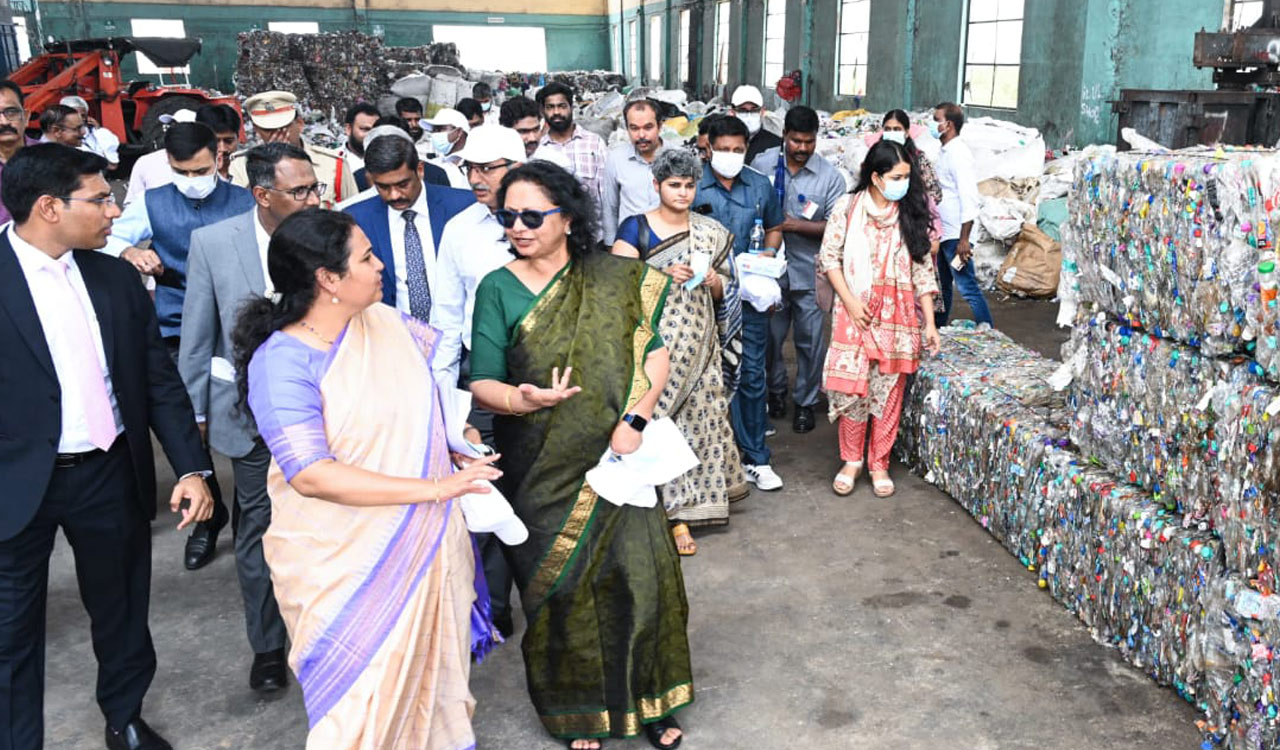 Finance Commission members witness ‘waste-to-wealth’ processing in Tirupati
