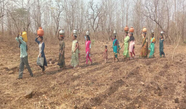 The residents said they had no option but to trek for 2 kilometres to fetch a few pots of drinking water from a borewell located on a farm. They said that they were forced to rely on the borewell following the lack of water supply through taps of the drinking water scheme.