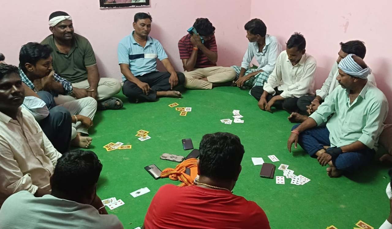 15 arrested for gambling, cash Rs 89,160 seized from them in Adilabad