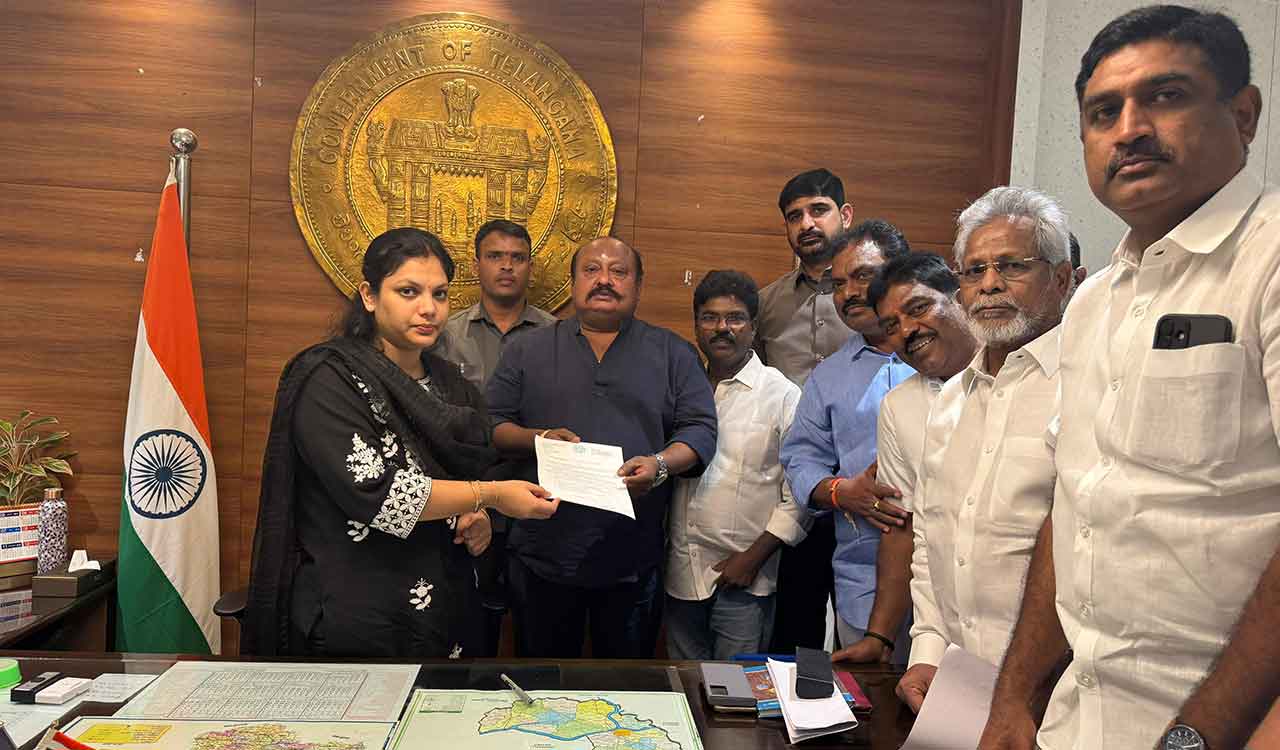 Indiramma housing: BRS demands probe into selection of beneficiaries