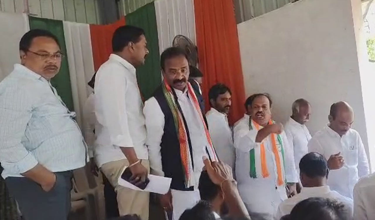 Telangana: Congress old timers in Khammam express anger at Tummala Nageswara Rao