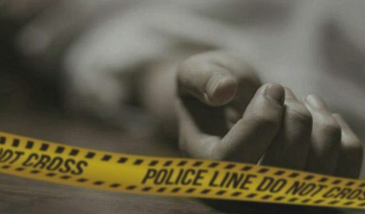 Elderly couple found murdered in Hyderabad; Gold chain missing, police suspect robbery
