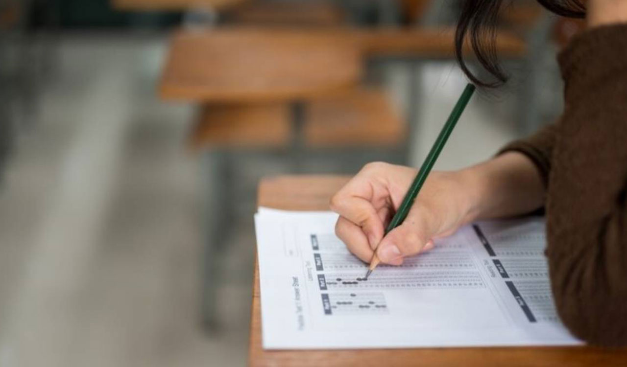 Andhra Pradesh DSC Hall Tickets 2025 to be released today; Click here for details