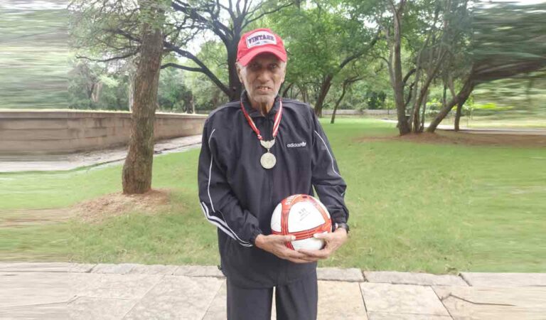 Football great DMK Afzal passes away