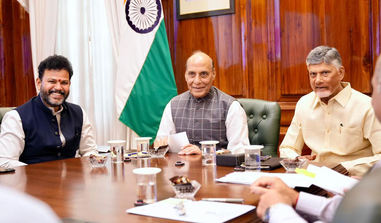 Naidu seeks Rajnath’s support to transform State into aerospace, defence industries hub